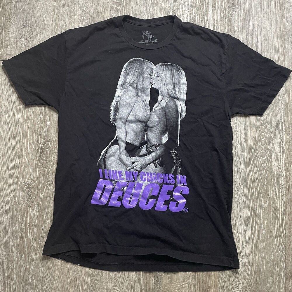 Chicks In Deuces Hot Blondes Kissing T Shirt Size XL Black